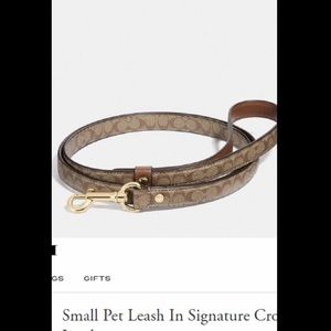 Coach logo dog leash